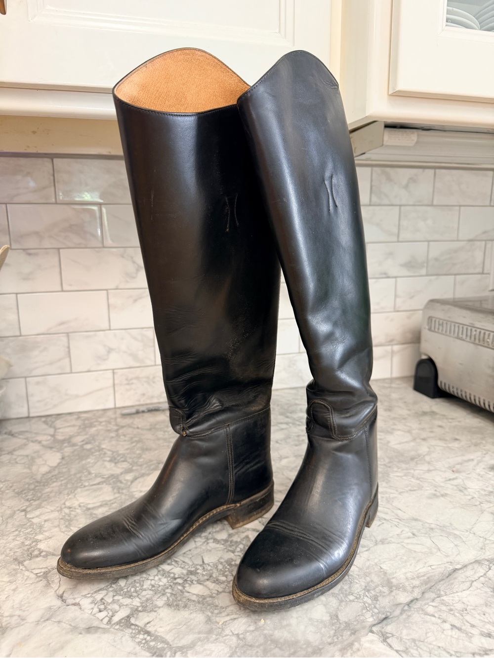 Effingham Black Leather Tall Equestrian Boots, Size 6